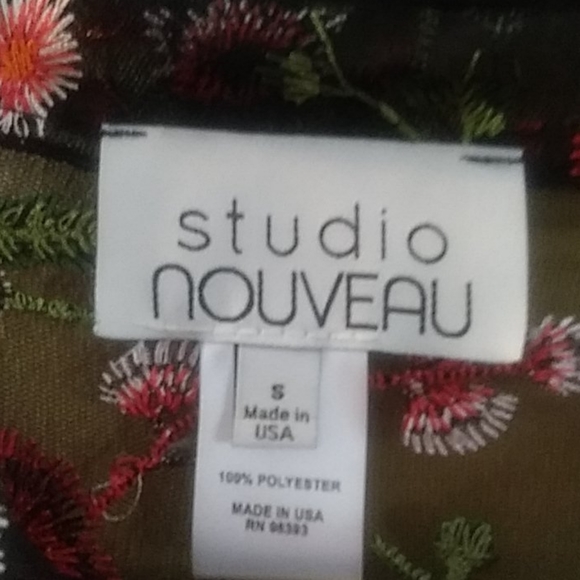 Embroidered sheer jacket - Picture 5 of 6